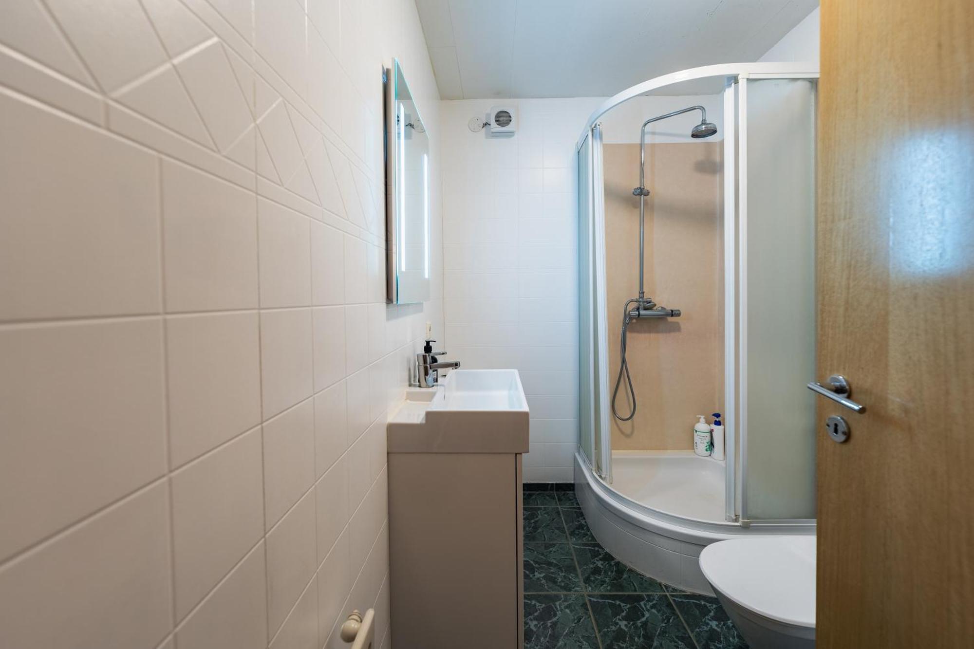Hafnarstraeti 100, Downtown Apartment Akureyri Exteriör bild
